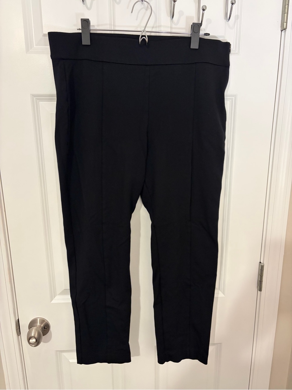 Ann Taylor Black Women's Pull-On Knit Dress Pants - Size XL
